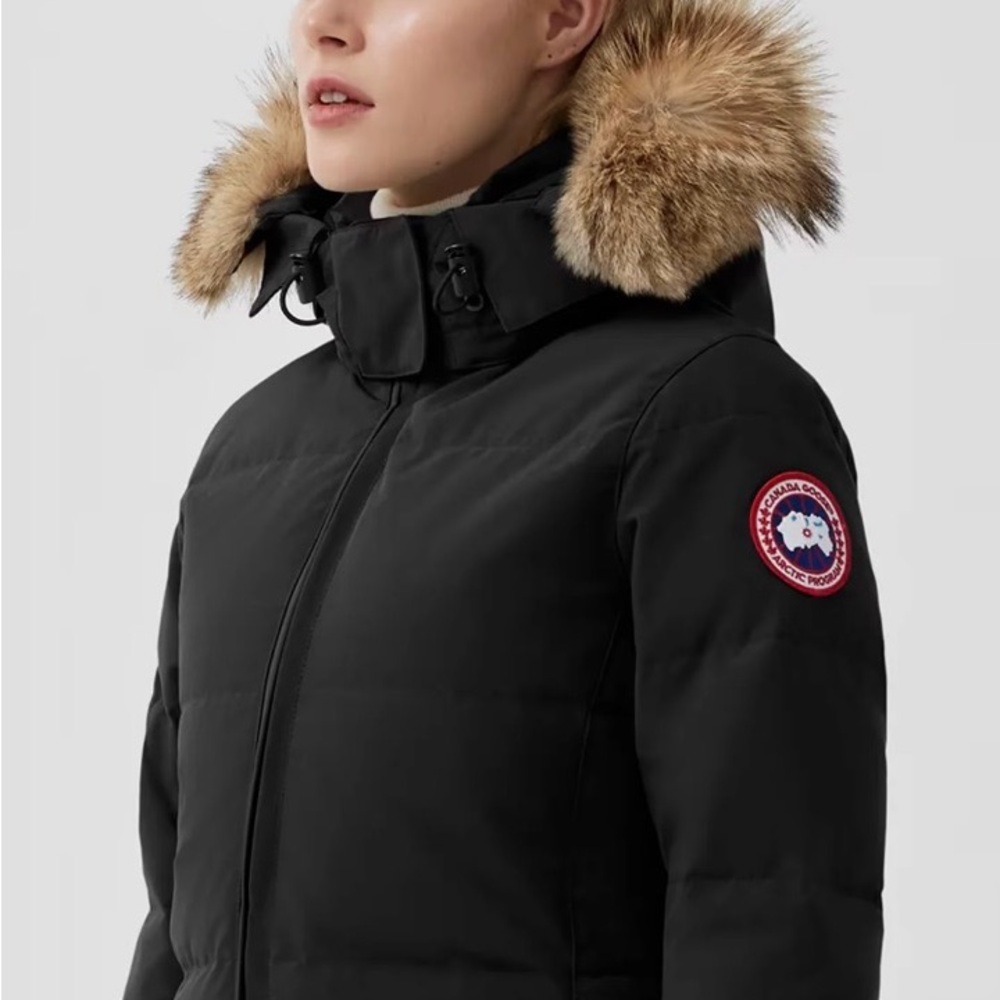 ISO NWT Canada Goose Chelsea Heritage Parka, Black, Medium, Classic Disc